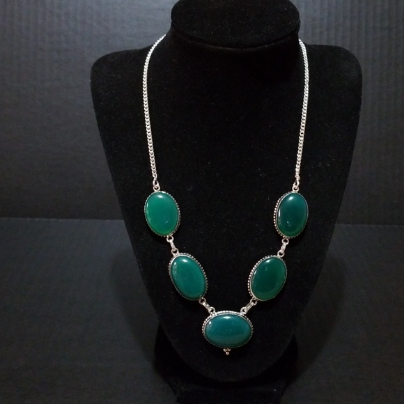 Necklace - Picture 1 of 4